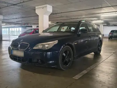 Gebraucht BMW 525 177 PS (130 kW) 2006 Blau Kombi