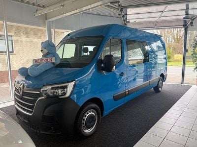 Second-hand Renault Master 150 CP (110 kW) 2021 Albastru Monovolum