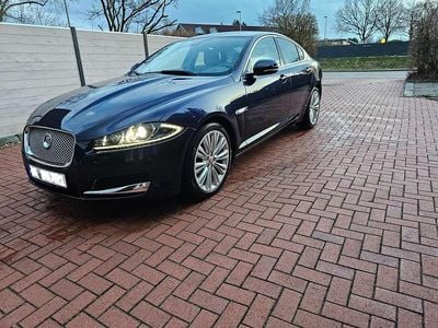 Second-hand Jaguar XF 241 CP (177 kW) 2014 Albastru Berlinǎ