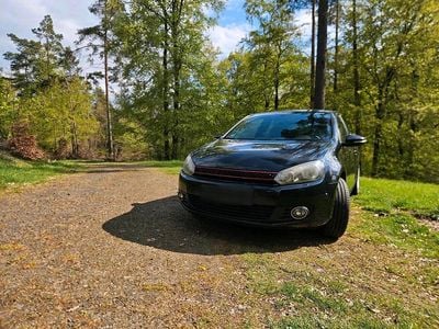 Second-hand VW Golf VI Edition 103 CP (75 kW) 2010 Negru Hatchback