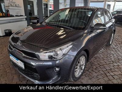 Gebraucht Kia Rio DREAM-TEAM Edition 120 PS (88 kW) 2020 Grau Limousine