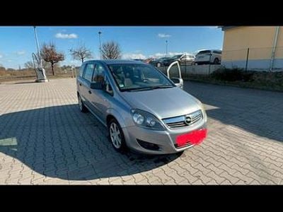 Gebraucht Opel Zafira 125 PS (91 kW) 2009 Grau Van / Kleinbus