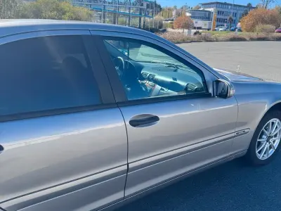 Brugt Mercedes 180 143 HK (105 kW) 2003 Guld Sedan