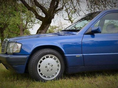 Gebraucht Mercedes 190 Avantgarde 136 PS (100 kW) 1992 Blau Limousine
