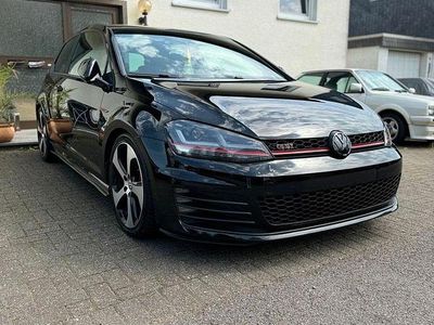 Usata VW Golf VII GTI 230 CV (169 kW) 2016 Nero Berlina