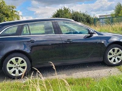 Gebraucht Opel Insignia Edition 131 PS (96 kW) 2010 Schwarz Kombi