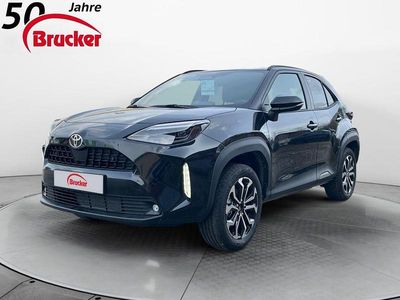 Neu Toyota Yaris Cross Team 131 PS (96 kW) 2025 Schwarz SUV