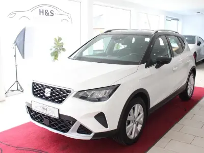 Gebraucht Seat Arona Xperience 110 PS (80 kW) 2023 "candy" weiss SUV