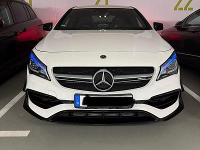 Mercedes CLA45 AMG