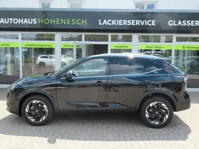 Neu Nissan Qashqai N-Connecta 158 PS (116 kW) 2026 Schwarz SUV