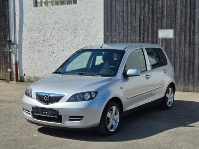 Gebraucht Mazda 2 80 PS (58 kW) 2007 Silber Kleinwagen