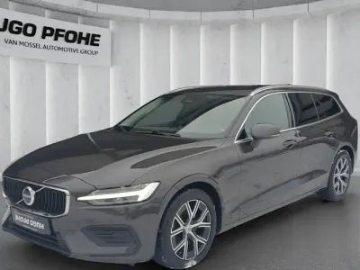 Gebraucht Volvo V60 Core 163 PS (119 kW) 2023 Grau Kombi