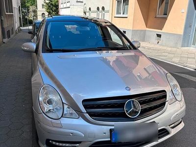 Mercedes R350