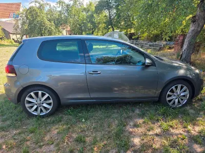 Gebraucht VW Golf VI Highline 122 PS (89 kW) 2009 Grau Coupé