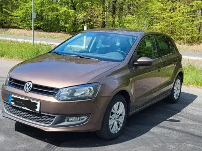 Gebraucht VW Polo Life 90 PS (66 kW) 2013 Braun Kleinwagen