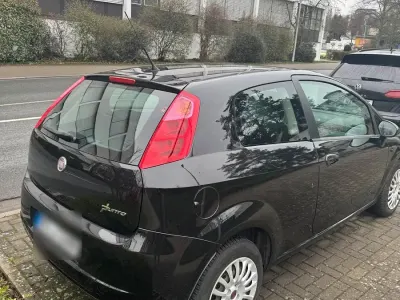 Usata Fiat Punto 65 CV (47 kW) 2009 Nero Utilitaria