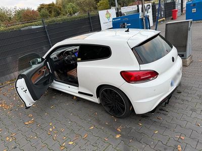 Usata VW Scirocco 285 CV (209 kW) 2009 Bianco Coupé