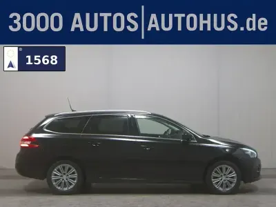 Gebraucht Peugeot 308 Allure 131 PS (96 kW) 2021 Schwarz metallic Kombi