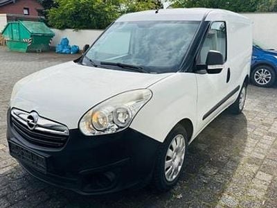 Gebraucht Opel Combo 90 PS (66 kW) 2017 Weiß Van / Kleinbus