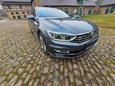 Gebraucht VW Passat Comfortline 190 PS (139 kW) 2016 Grau Limousine