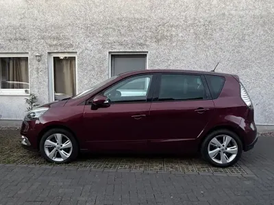 Gebraucht Renault Scénic III 120 PS (88 kW) 2013 Rot SUV