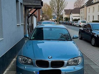 Gebraucht BMW 120 Basis 170 PS (125 kW) 2009 Blau Kleinwagen