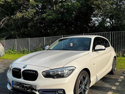 Gebraucht BMW 116 M Sport 109 PS (80 kW) 2016 Weiß Kleinwagen