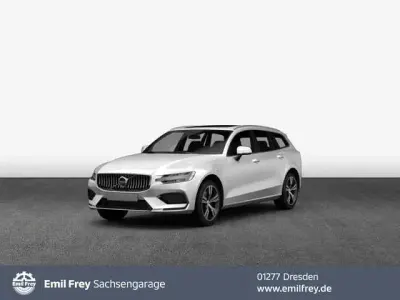 Gebraucht Volvo V60 145 PS (106 kW) 2025 Kombi