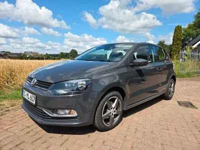 Gebraucht VW Polo Trendline 75 PS (55 kW) 2015 Grau Kleinwagen