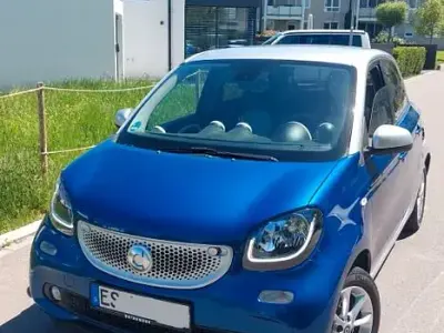Gebraucht Smart ForFour 90 PS (66 kW) 2015 Blau Kleinwagen