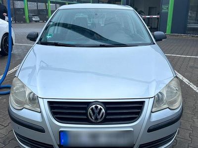 Gebraucht VW Polo 75 PS (55 kW) 2005 Grau Kleinwagen