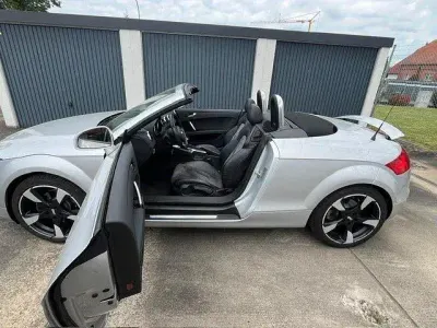 Gebraucht Audi TT Roadster 160 PS (117 kW) 2009 Silber Cabrio