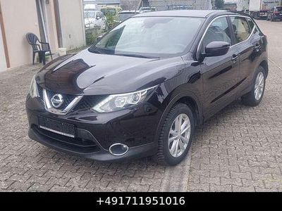 Gebraucht Nissan Qashqai Acenta 116 PS (85 kW) 2016 Schwarz SUV