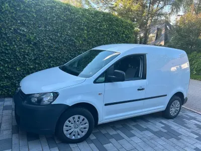 Gebraucht VW Caddy Edition 75 PS (55 kW) 2011 Weiß Van / Kleinbus