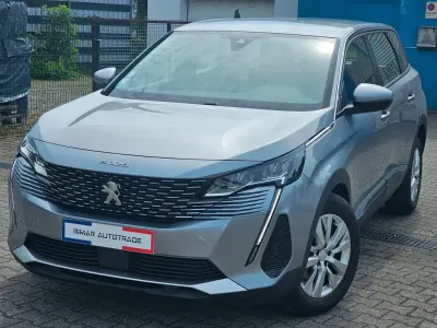 Gebraucht Peugeot 5008 Business-Line 131 PS (96 kW) 2021 Silber SUV