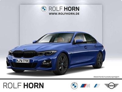 Gebraucht BMW 330e M Sport 292 PS (214 kW) 2022 M portimao blau metallic Limousine