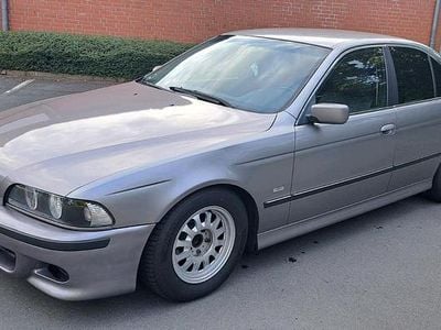BMW 528