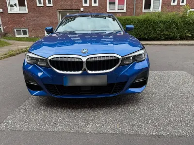 Gebraucht BMW 330e M Sport 292 PS (214 kW) 2020 Blau Limousine