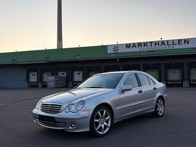 Gebraucht Mercedes C220 150 PS (110 kW) 2005 Silber Limousine