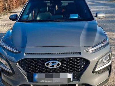 Gebraucht Hyundai Kona 141 PS (103 kW) 2020 Grau SUV