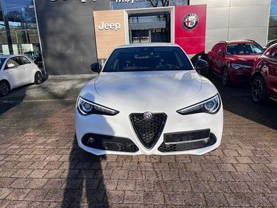 Weiß Gebraucht 2022 Alfa Romeo Stelvio Veloce SUV | 39.690 €