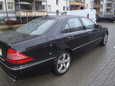 Mercedes 320