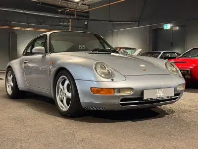 Używany Porsche 911 Carrera 272 KM (200 kW) 1994 Srebrny