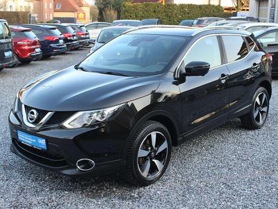 Gebraucht Nissan Qashqai 116 PS (85 kW) 2016 Black (m) SUV