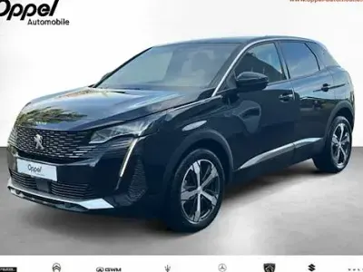 Begagnad Peugeot 3008 Allure 131 HK (96 kW) 2023 Svart SUV