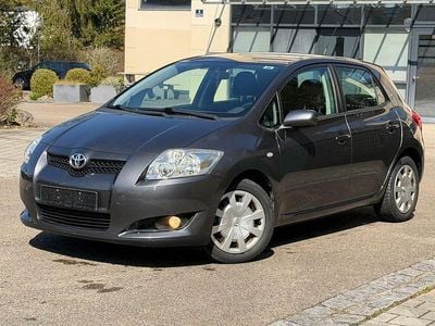 Gebraucht Toyota Auris Team 124 PS (91 kW) 2008 Grau Kleinwagen