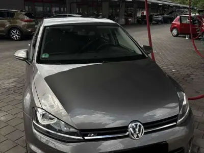 Gebraucht VW Golf VII Cup 105 PS (77 kW) 2014 Grau Kleinwagen