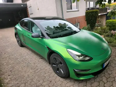 Gebraucht Tesla Model 3 152 kW (208 PS) 2022 Grün Limousine