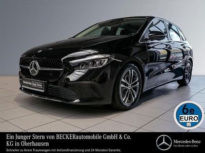 Gebraucht Mercedes B200 Progressive 163 PS (119 kW) 2025 Kosmosschwarz Van / Kleinbus