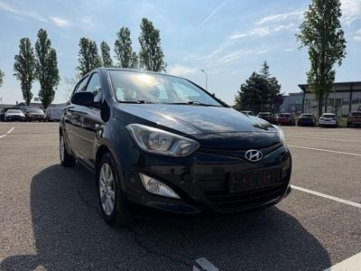 Usata Hyundai i20 Classic 101 CV (74 kW) 2012 Nero Utilitaria